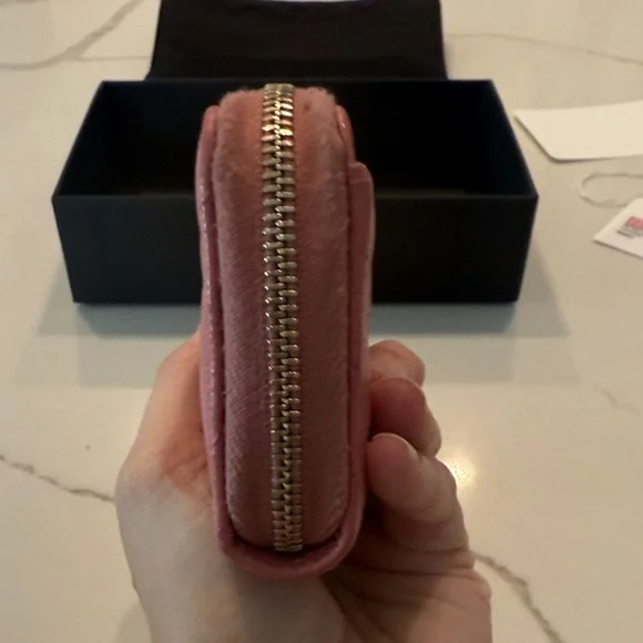 Chanel Quilted Pink Wallet with Gold Accents - Picture 5 of 9